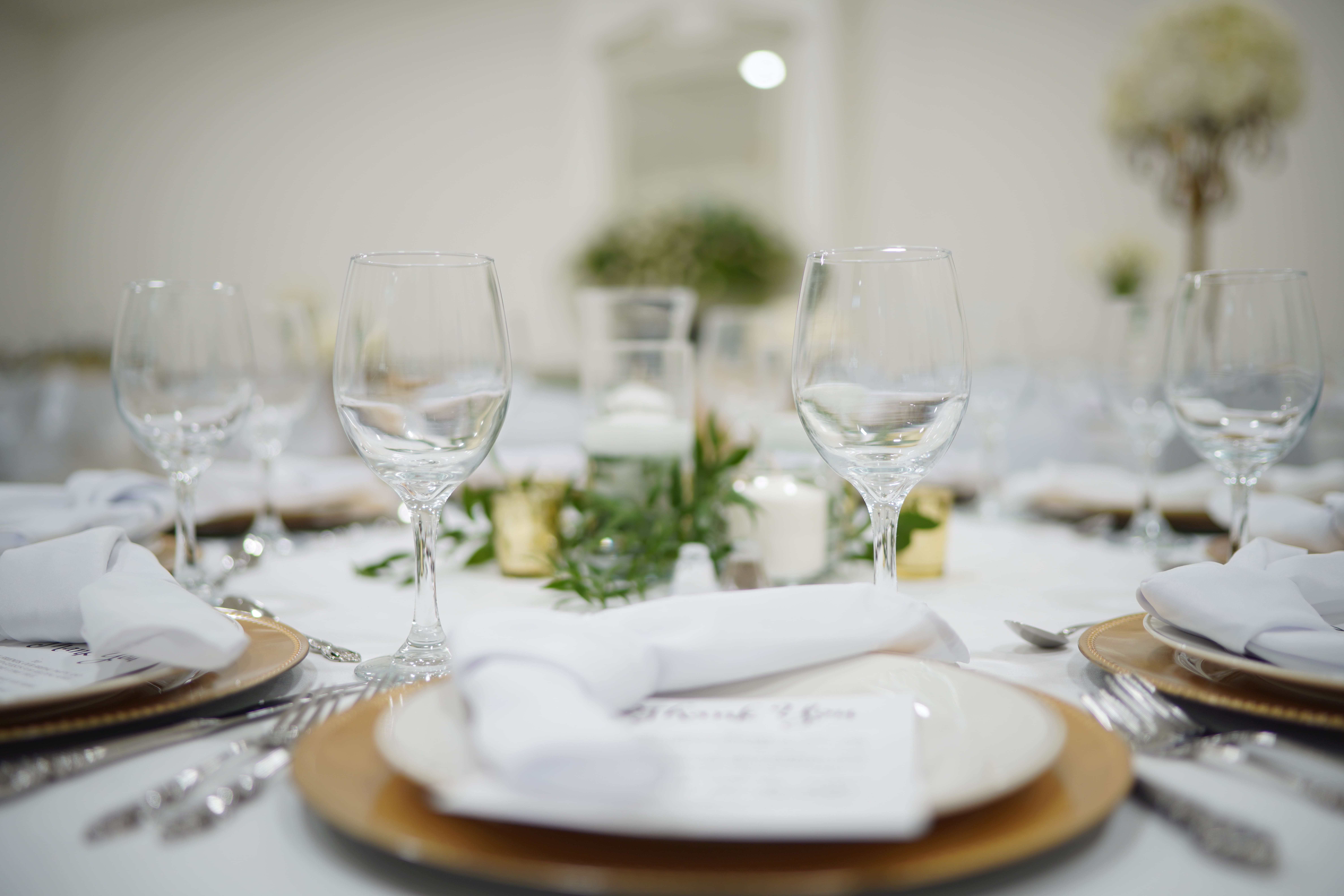 wedding reception table settings